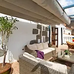La Casa Nueva *