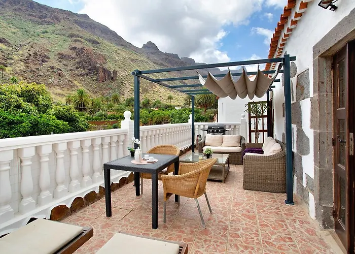 La Casa Nueva *