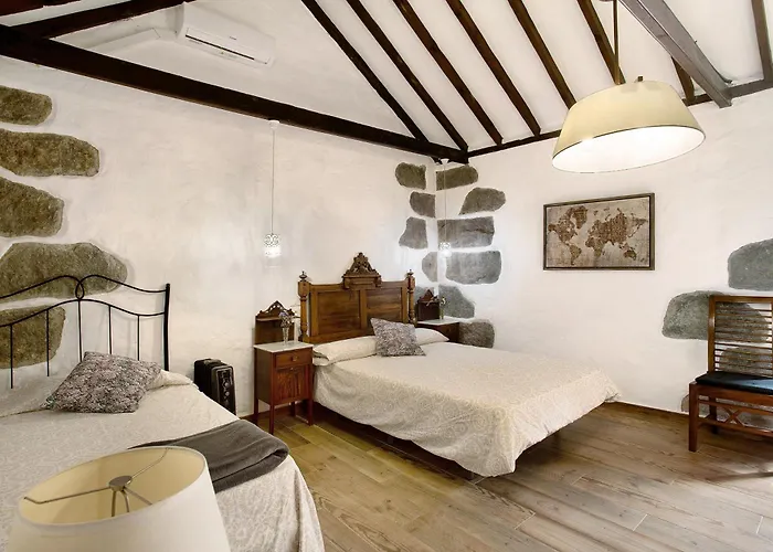 La Casa Nueva * Fátaga