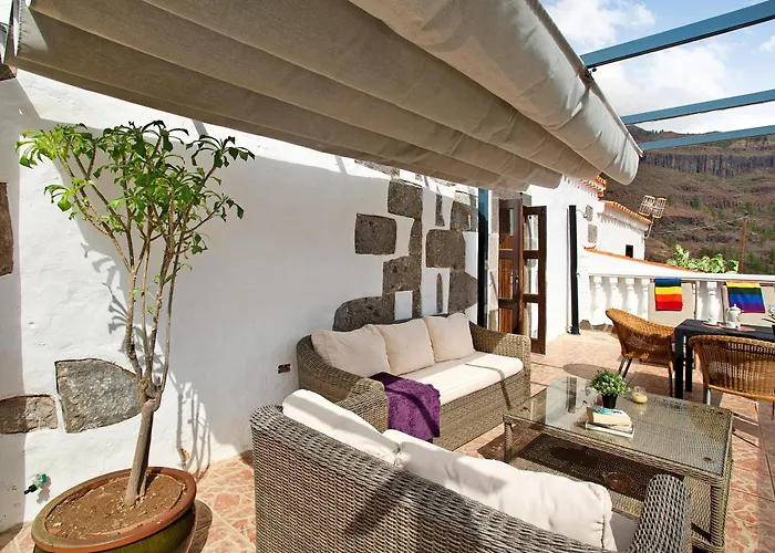 La Casa Nueva *