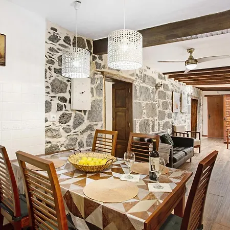 La Casa Nueva * Fátaga