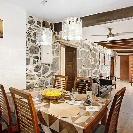 La Casa Nueva * Fátaga